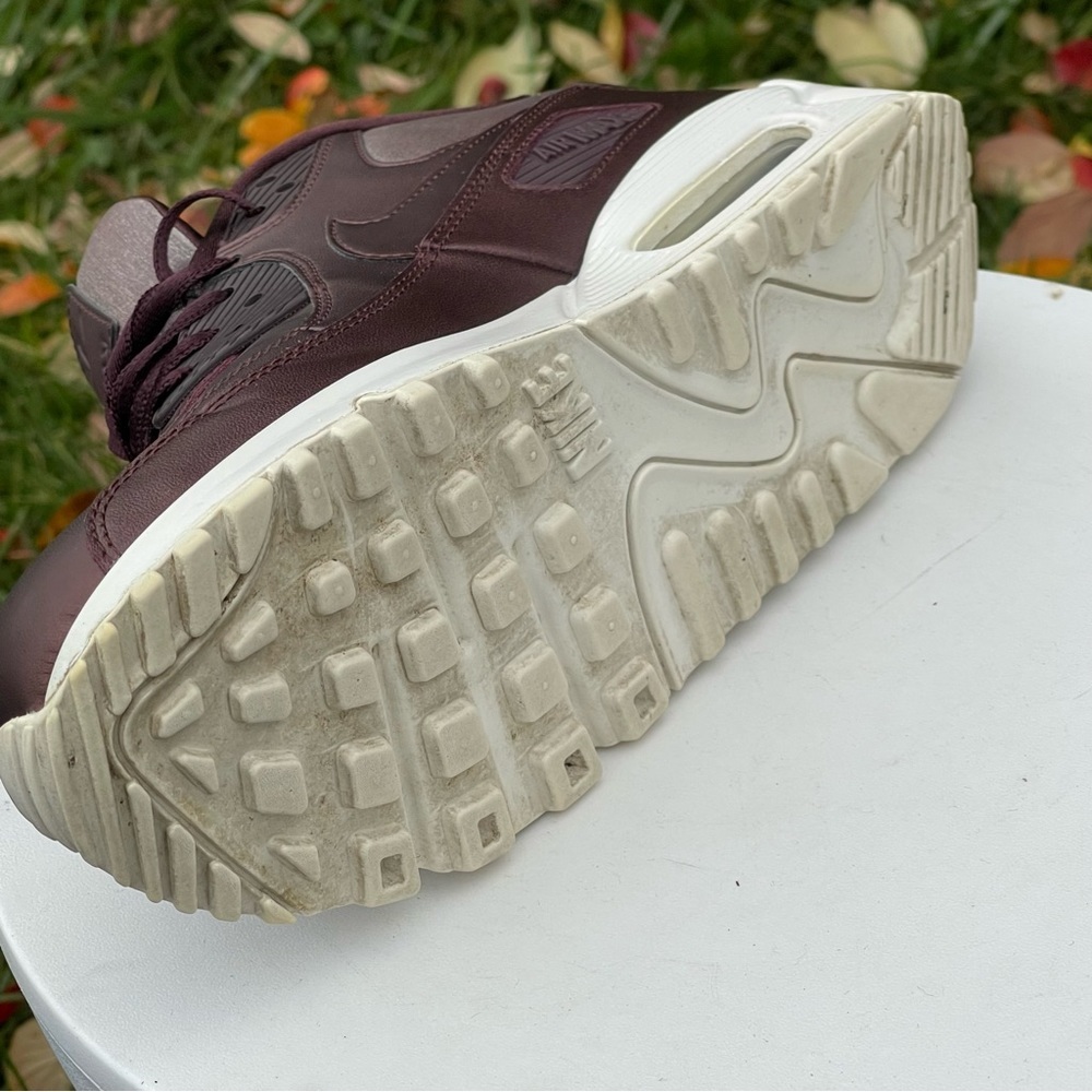 Nike Air Max 90 PRM Shoes Womens 8 Metallic Mahogany Running Sneakers 896497-903 - Picture 12 of 13